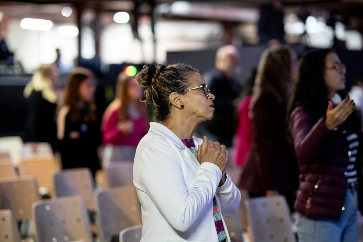 Samuel Mendonça, Comunidade da Graça, Cg Guarulhos, CGG, Fernando Diniz, Shopping Internacional, culto milagres, milagres, Jesus, adoração, Louvor, Davi Martins