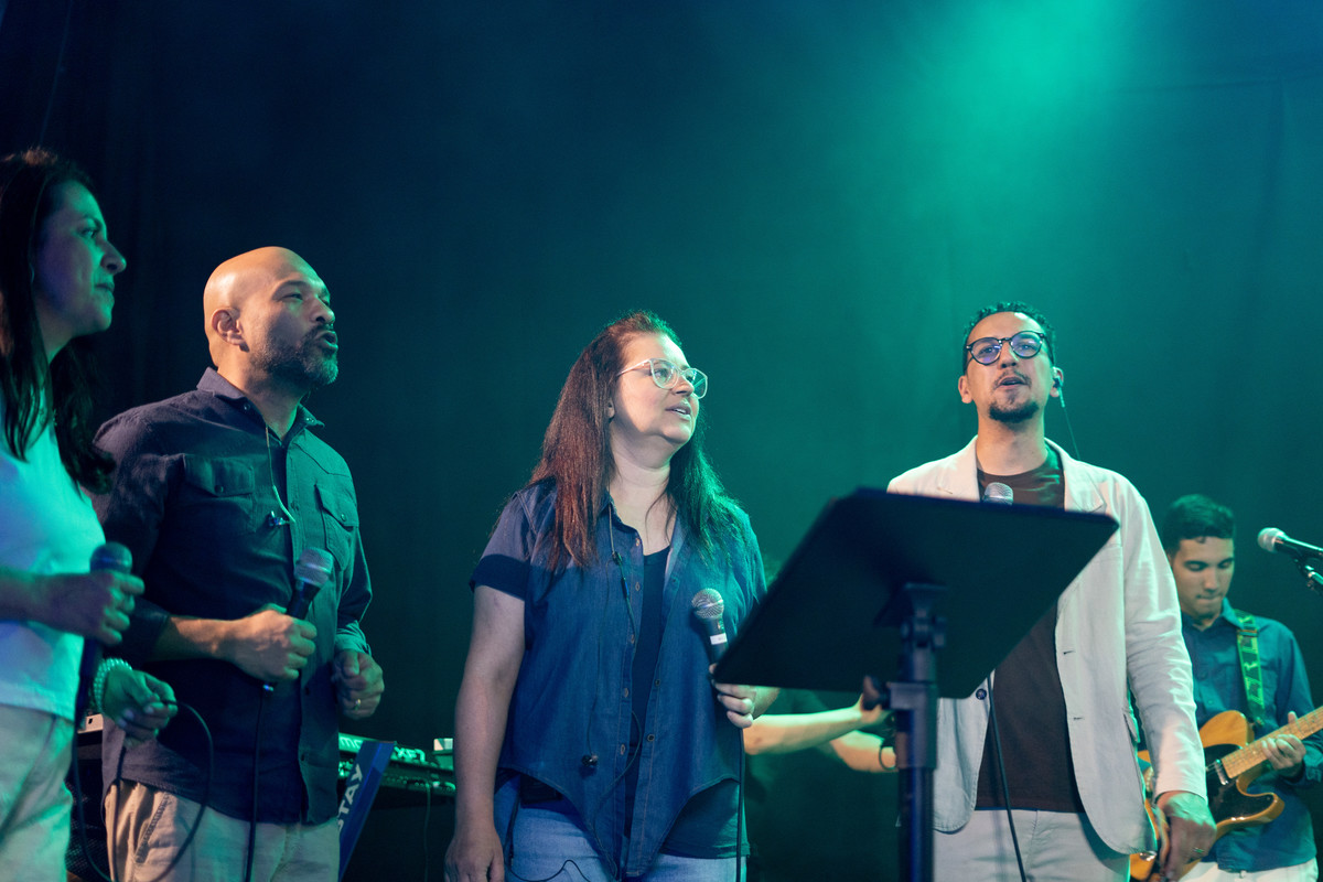 Comuna music fest, cg guarulhos, comunidade da Graça em Guarulhos, comunidade da Graça, Fernando Diniz, Pastor Fernando Diniz, Samuel Mendonça, louvor, adoração, música, Jesus, Deus, Davi Martins