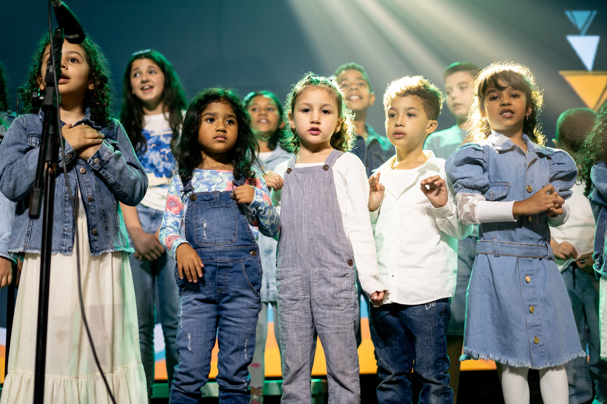 Comuna music fest, cg guarulhos, comunidade da Graça em Guarulhos, comunidade da Graça, Fernando Diniz, Pastor Fernando Diniz, Samuel Mendonça, louvor, adoração, música, Jesus, Deus, Davi Martins