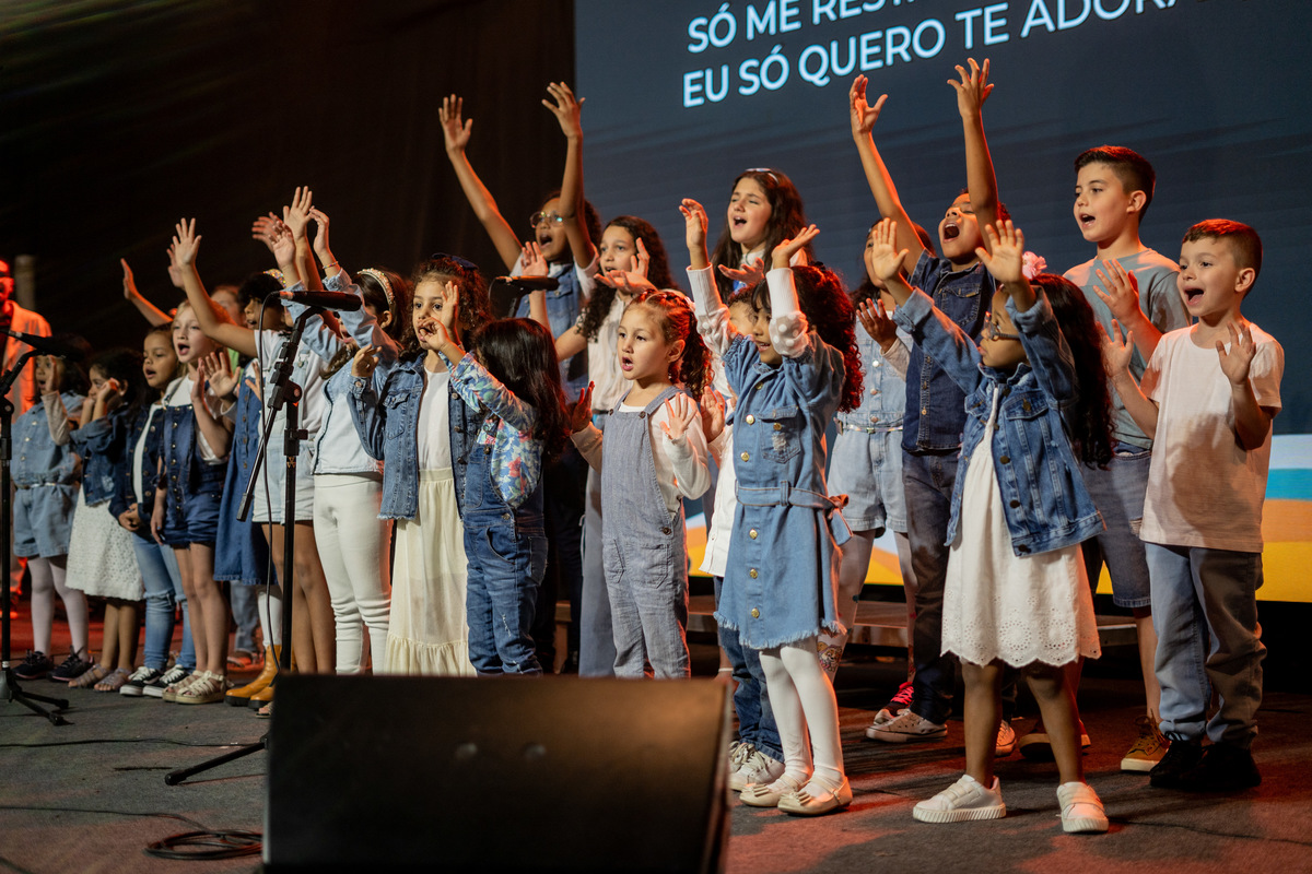 Comuna music fest, cg guarulhos, comunidade da Graça em Guarulhos, comunidade da Graça, Fernando Diniz, Pastor Fernando Diniz, Samuel Mendonça, louvor, adoração, música, Jesus, Deus, Davi Martins