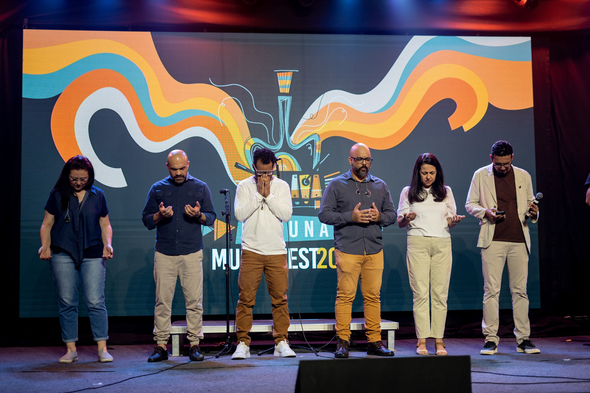 Comuna music fest, cg guarulhos, comunidade da Graça em Guarulhos, comunidade da Graça, Fernando Diniz, Pastor Fernando Diniz, Samuel Mendonça, louvor, adoração, música, Jesus, Deus, Davi Martins