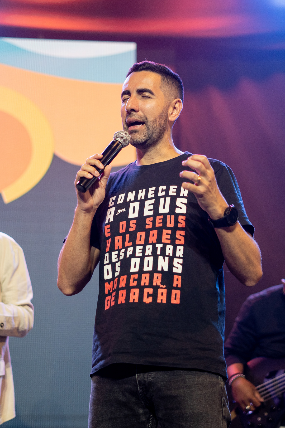 Comuna music fest, cg guarulhos, comunidade da Graça em Guarulhos, comunidade da Graça, Fernando Diniz, Pastor Fernando Diniz, Samuel Mendonça, louvor, adoração, música, Jesus, Deus, Davi Martins