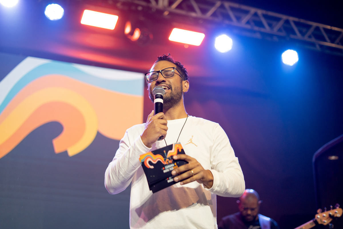Comuna music fest, cg guarulhos, comunidade da Graça em Guarulhos, comunidade da Graça, Fernando Diniz, Pastor Fernando Diniz, Samuel Mendonça, louvor, adoração, música, Jesus, Deus, Davi Martins