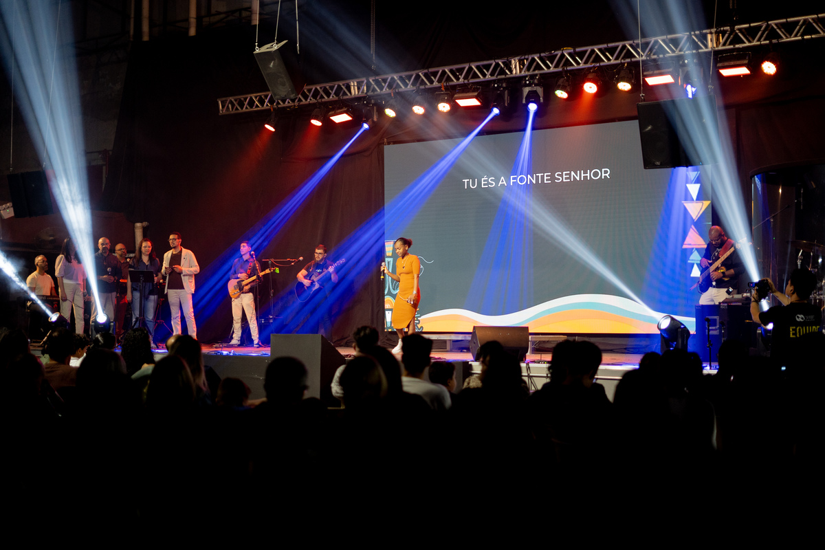 Comuna music fest, cg guarulhos, comunidade da Graça em Guarulhos, comunidade da Graça, Fernando Diniz, Pastor Fernando Diniz, Samuel Mendonça, louvor, adoração, música, Jesus, Deus, Davi Martins