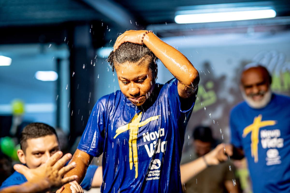 Comunidade da Graça, cg guarulhos, batismo nas águas, fernando diniz, louvor, adoração