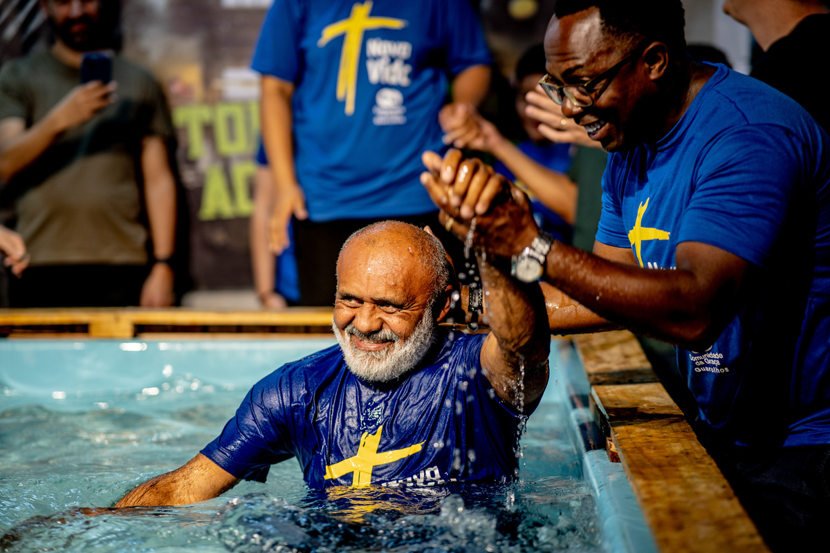 Comunidade da Graça, cg guarulhos, batismo nas águas, fernando diniz, louvor, adoração
