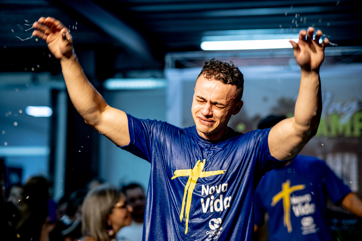 Comunidade da Graça, cg guarulhos, batismo nas águas, fernando diniz, louvor, adoração