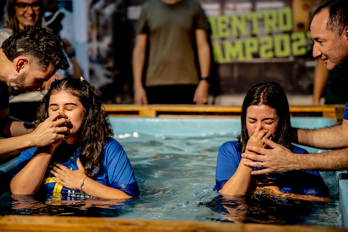 Comunidade da Graça, cg guarulhos, batismo nas águas, fernando diniz, louvor, adoração