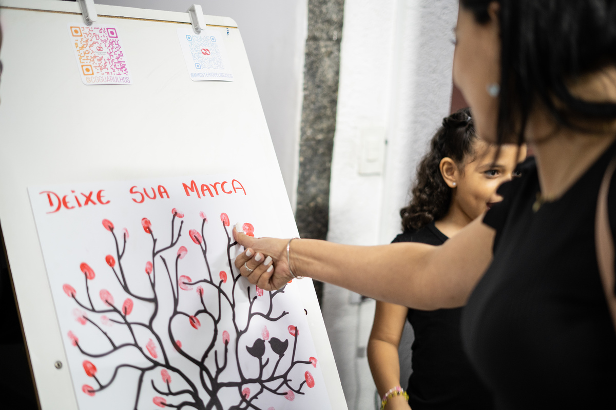 Comunidade da Graça, igreja família, livras, Fernando Diniz, Pastor Diniz, shopping Internacional, Helio Fonseca, Carlos Júnior, Pregador surdocego