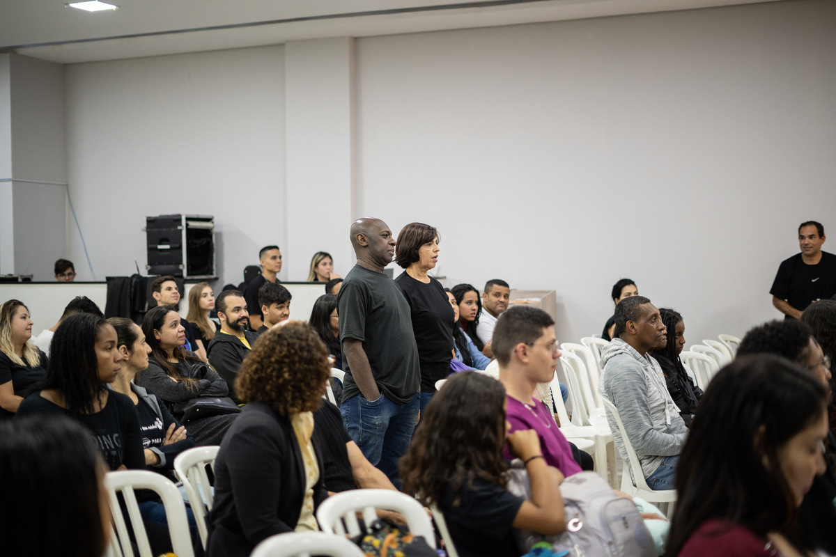 Comunidade da Graça, igreja família, livras, Fernando Diniz, Pastor Diniz, shopping Internacional, Helio Fonseca, Carlos Júnior, Pregador surdocego