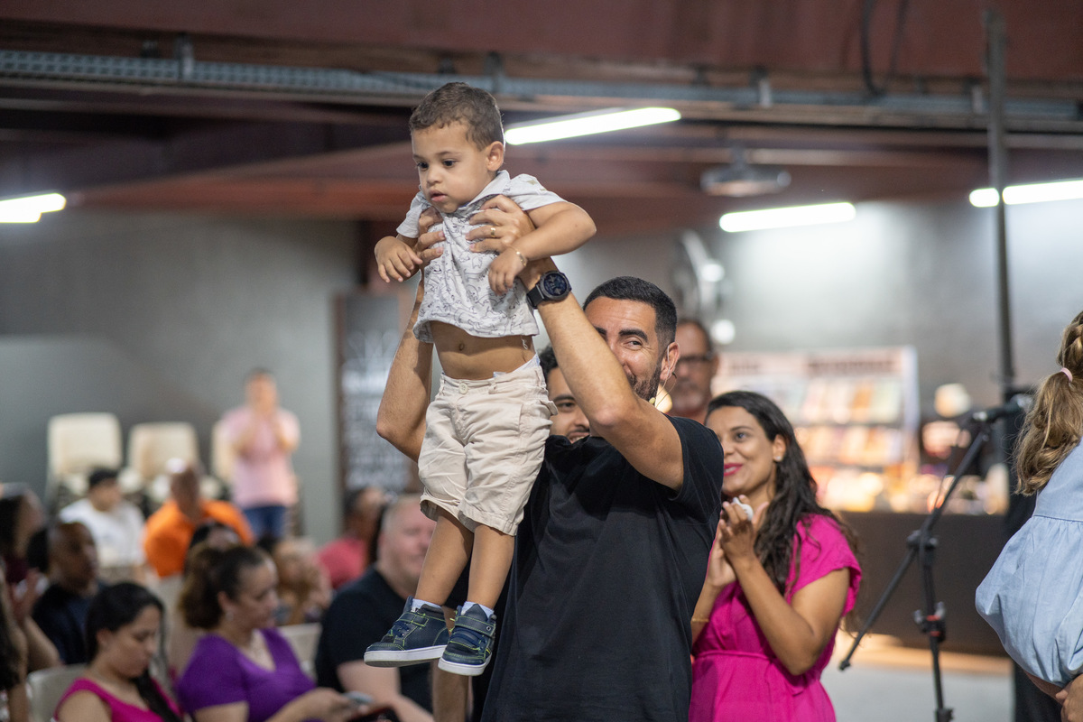 Cg Guarulhos, Comunidade da Graça, Comunidade da Graça Guarulhos, apresentação crianças, consagração crianças