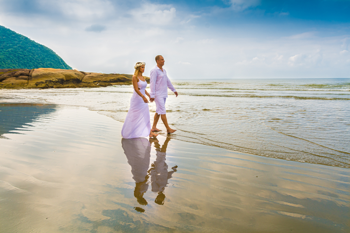 sessão de fotos casal na praia