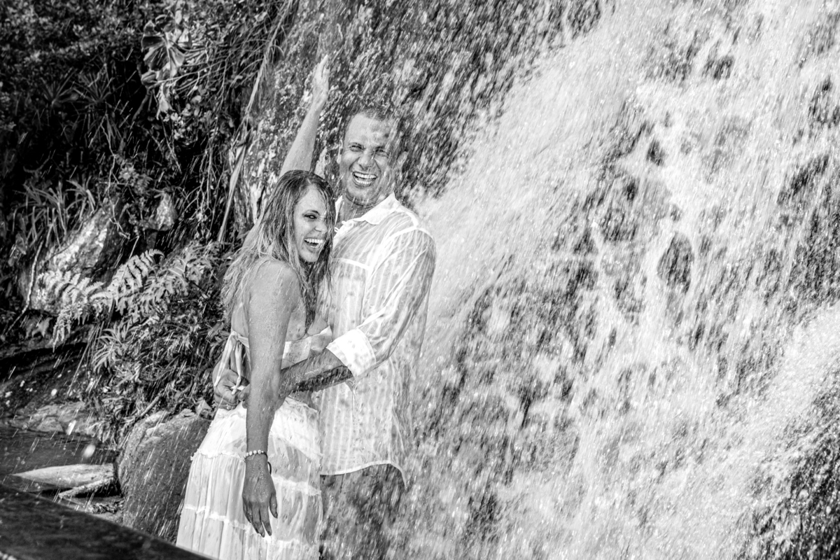 pré wedding cachoeira praia iporanga- guarujá-sp