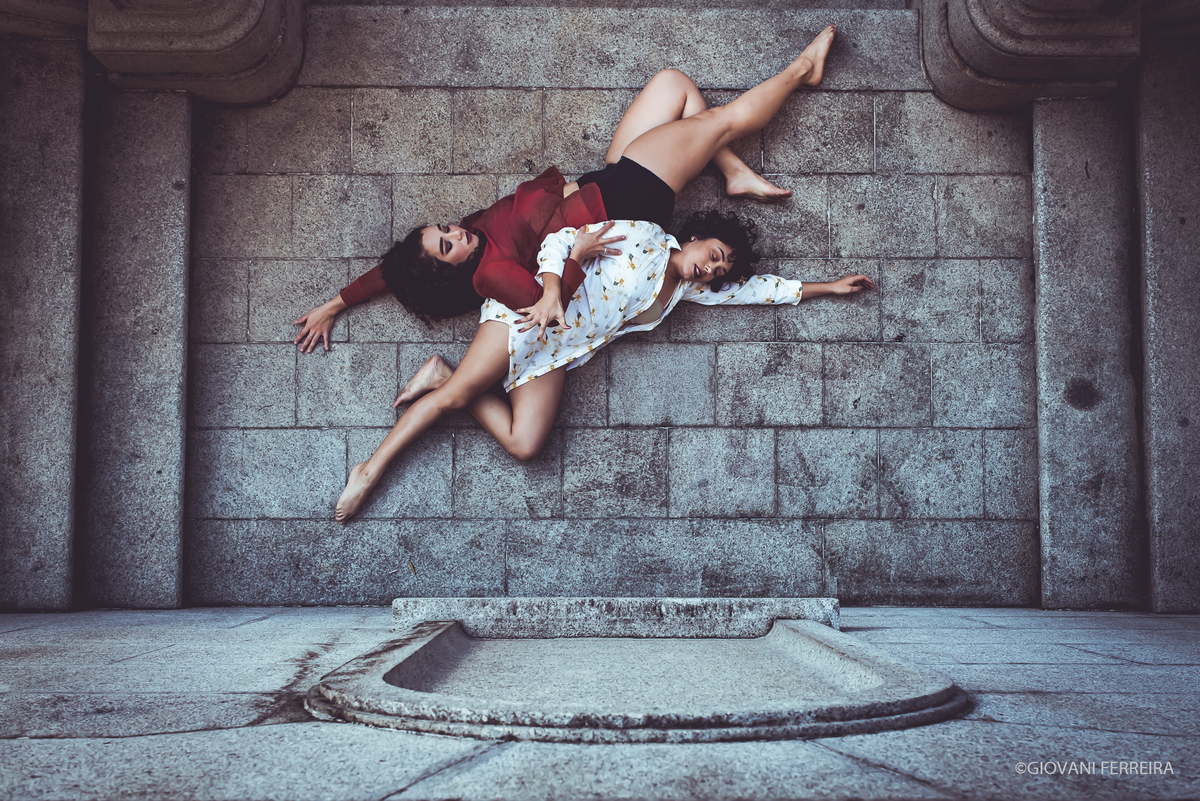 DANÇA CONTEMPORÂNEA 