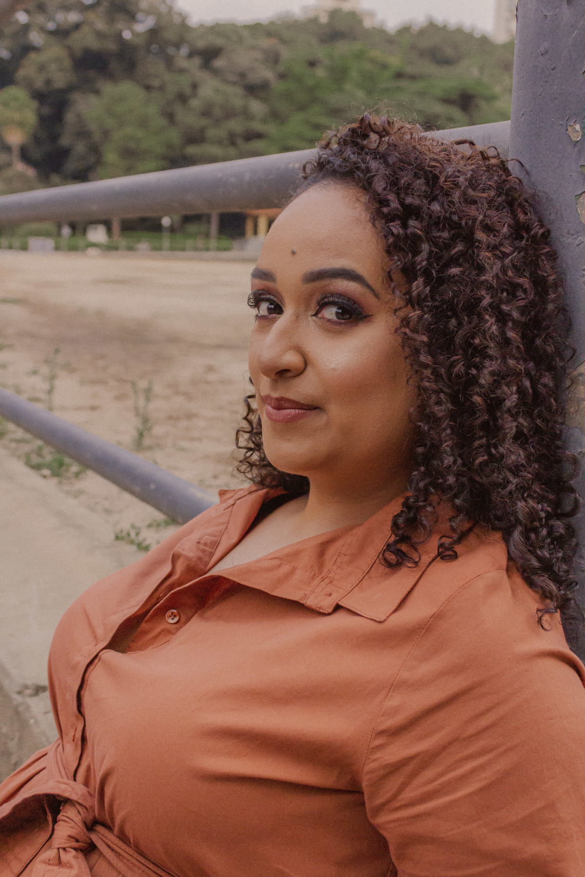 ensaio fotografico feminino externo realizado no parque da água branca, São Paulo SP, Zona Leste