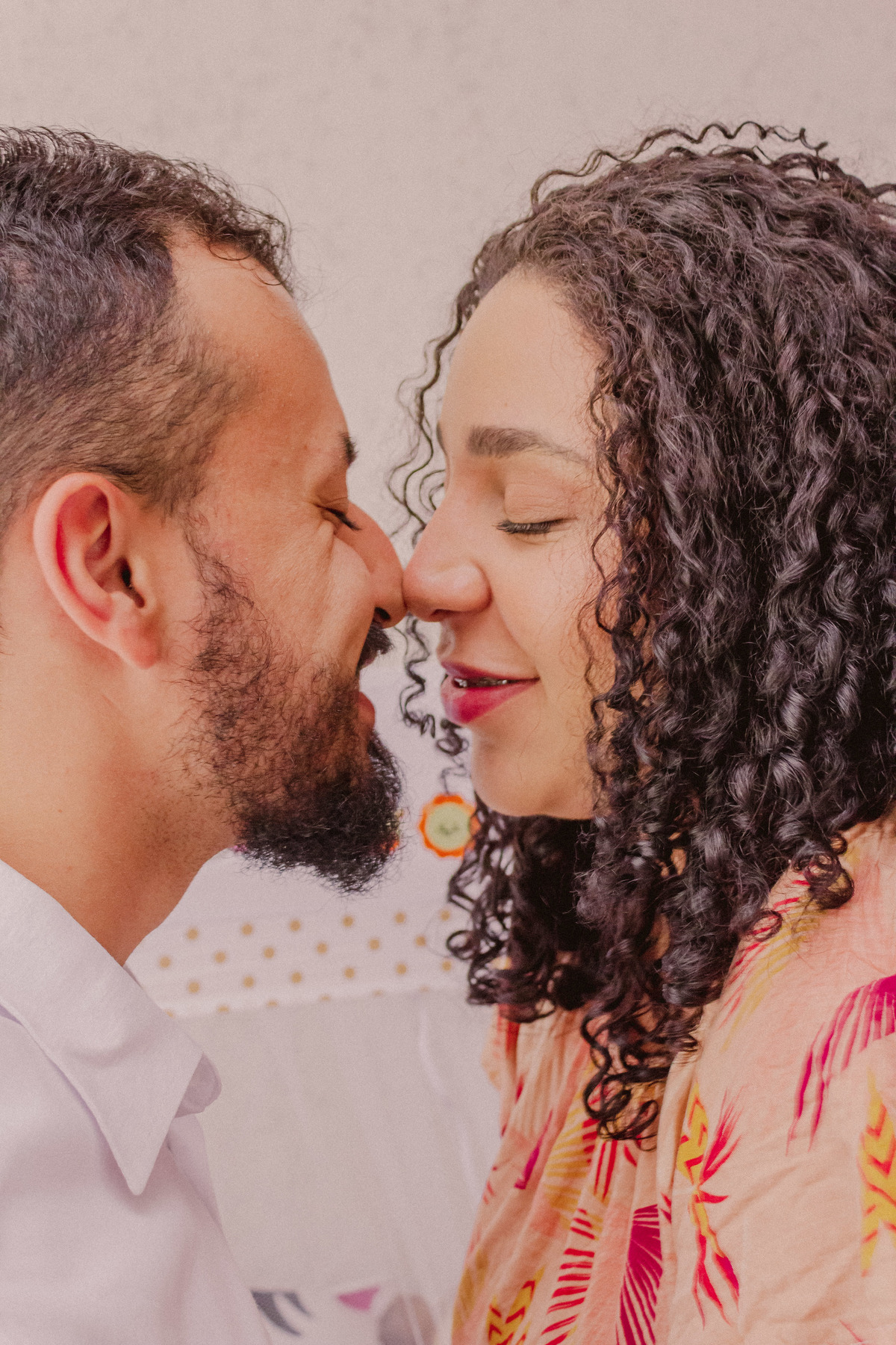 Ensaio fotografico de gestante no quartinho do bebê - São Paulo, SP -  Zona Leste, ZL