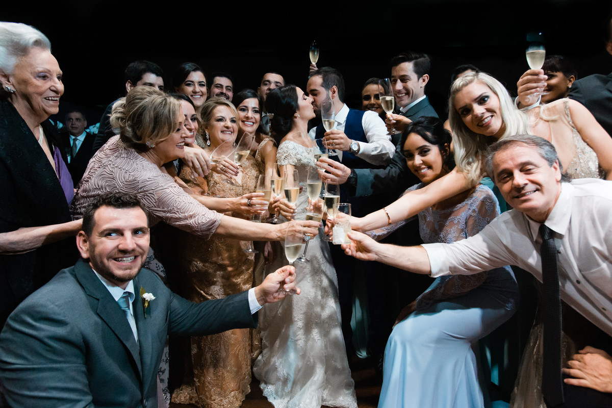 Casamento;noite;noiva;noivo;SãoPaulo;arlivre;decoração;assessoria;rústico;padrinhos,madrinhas;fotógrafo;fotografia;wedding;fotos;espaço;buffet;banda;fornecedores;BUFFET;bisutti;villabisutti;villa;