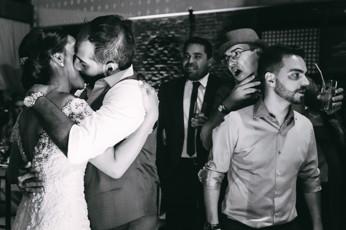 Casamento;noite;noiva;noivo;SãoPaulo;arlivre;decoração;assessoria;rústico;padrinhos,madrinhas;fotógrafo;fotografia;wedding;fotos;espaço;buffet;banda;fornecedores;BUFFET;bisutti;villabisutti;villa;