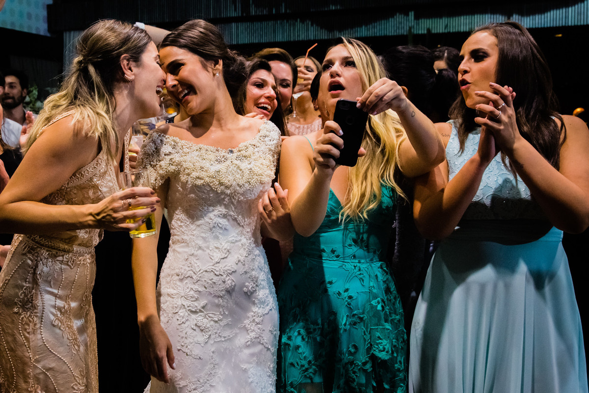 Casamento;noite;noiva;noivo;SãoPaulo;arlivre;decoração;assessoria;rústico;padrinhos,madrinhas;fotógrafo;fotografia;wedding;fotos;espaço;buffet;banda;fornecedores;BUFFET;bisutti;villabisutti;villa;