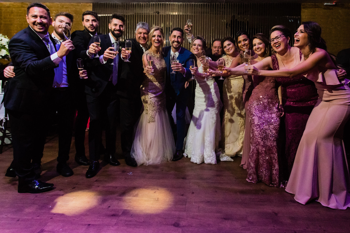 Casamento;noite;noiva;noivo;SãoPaulo;arlivre;decoração;assessoria;rústico;padrinhos,madrinhas;fotógrafo;fotografia;wedding;fotos;espaço;buffet;banda;fornecedores;BUFFET;bisutti;villabisutti;villa;