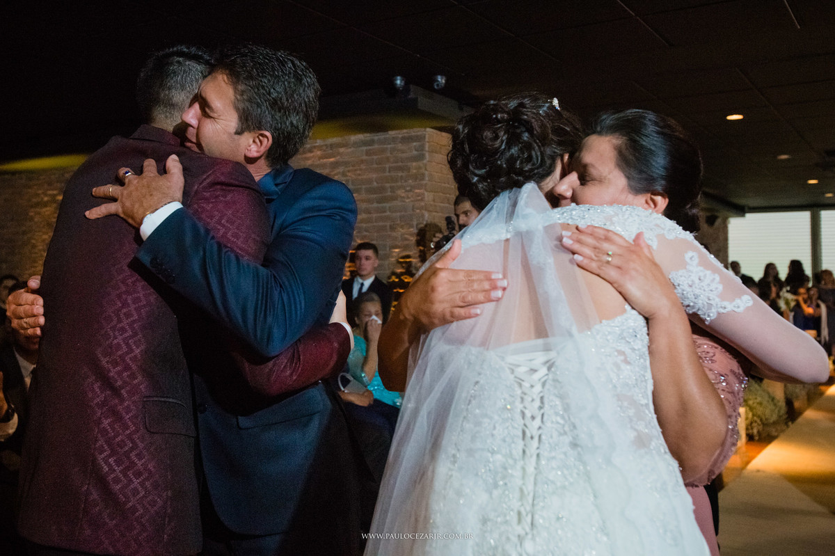 Casamento;noite;noiva;noivo;SãoPaulo;arlivre;decoração;assessoria;rústico;padrinhos,madrinhas;fotógrafo;fotografia;wedding;fotos;espaço;buffet;banda;fornecedores;BUFFET;bisutti;villabisutti;villa;