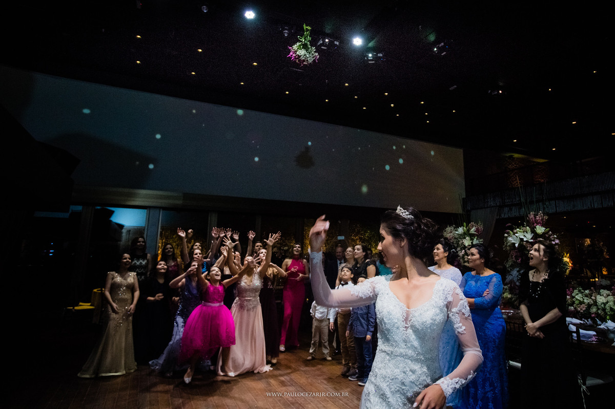 Casamento;noite;noiva;noivo;SãoPaulo;arlivre;decoração;assessoria;rústico;padrinhos,madrinhas;fotógrafo;fotografia;wedding;fotos;espaço;buffet;banda;fornecedores;BUFFET;bisutti;villabisutti;villa;