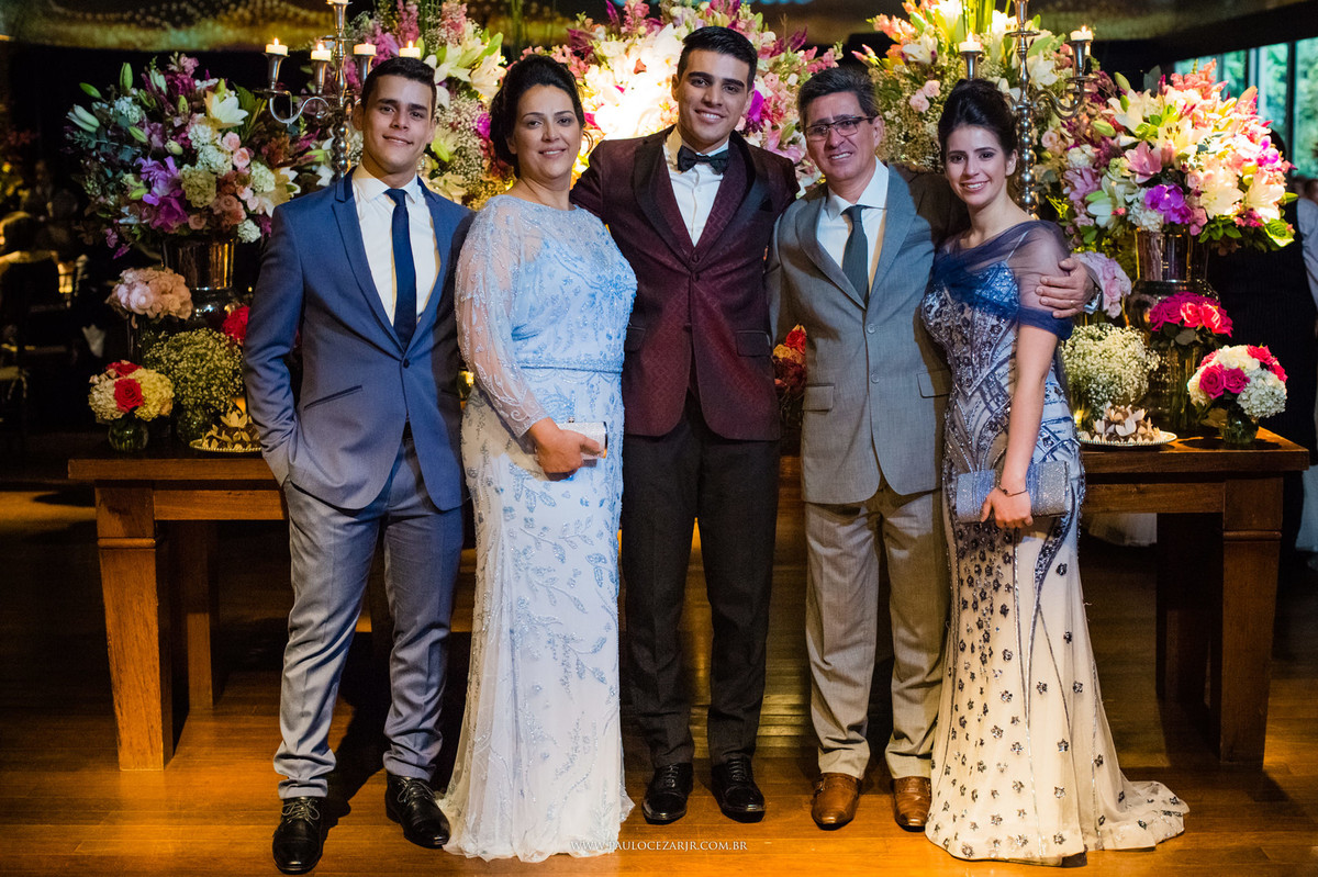 Casamento;noite;noiva;noivo;SãoPaulo;arlivre;decoração;assessoria;rústico;padrinhos,madrinhas;fotógrafo;fotografia;wedding;fotos;espaço;buffet;banda;fornecedores;BUFFET;bisutti;villabisutti;villa;