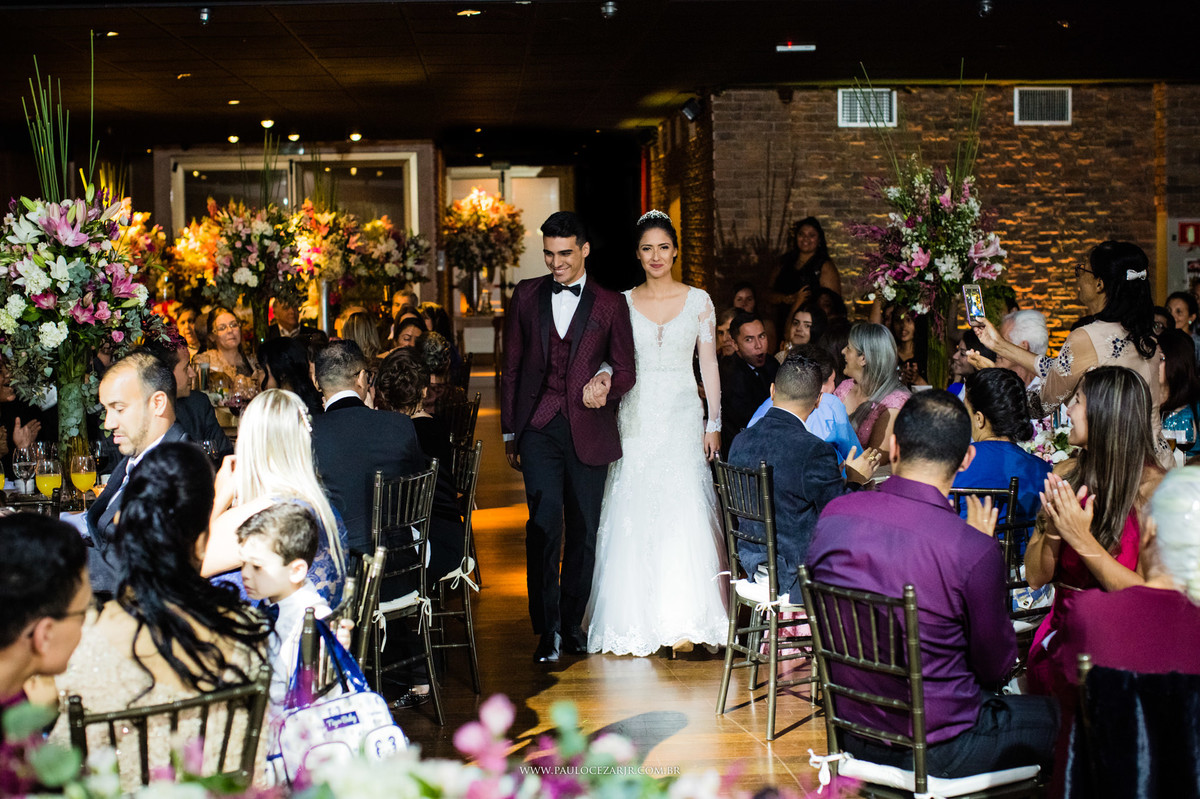 Casamento;noite;noiva;noivo;SãoPaulo;arlivre;decoração;assessoria;rústico;padrinhos,madrinhas;fotógrafo;fotografia;wedding;fotos;espaço;buffet;banda;fornecedores;BUFFET;bisutti;villabisutti;villa;