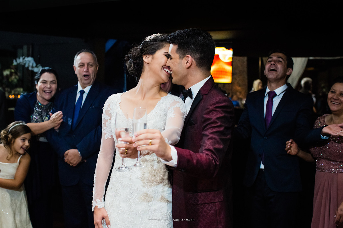 Casamento;noite;noiva;noivo;SãoPaulo;arlivre;decoração;assessoria;rústico;padrinhos,madrinhas;fotógrafo;fotografia;wedding;fotos;espaço;buffet;banda;fornecedores;BUFFET;bisutti;villabisutti;villa;