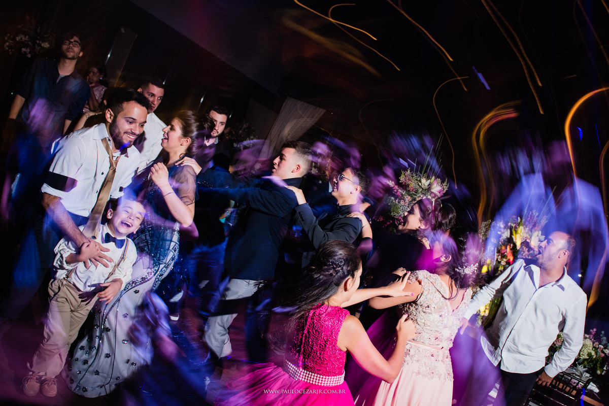 Casamento;noite;noiva;noivo;SãoPaulo;arlivre;decoração;assessoria;rústico;padrinhos,madrinhas;fotógrafo;fotografia;wedding;fotos;espaço;buffet;banda;fornecedores;BUFFET;bisutti;villabisutti;villa;