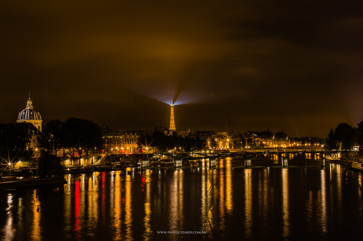 Casamento;noiva;noivo;SãoPaulo;ar livre;decoração;assessoria;rústico;padrinhos, madrinhas;fotógrafo;fotografia;wedding;fotos;espaço;buffet;banda;fornecedores;museu; valinhos; ensaio; prewedding; trashthedress; por-do-sol; paris; frança; torreeiffeil;