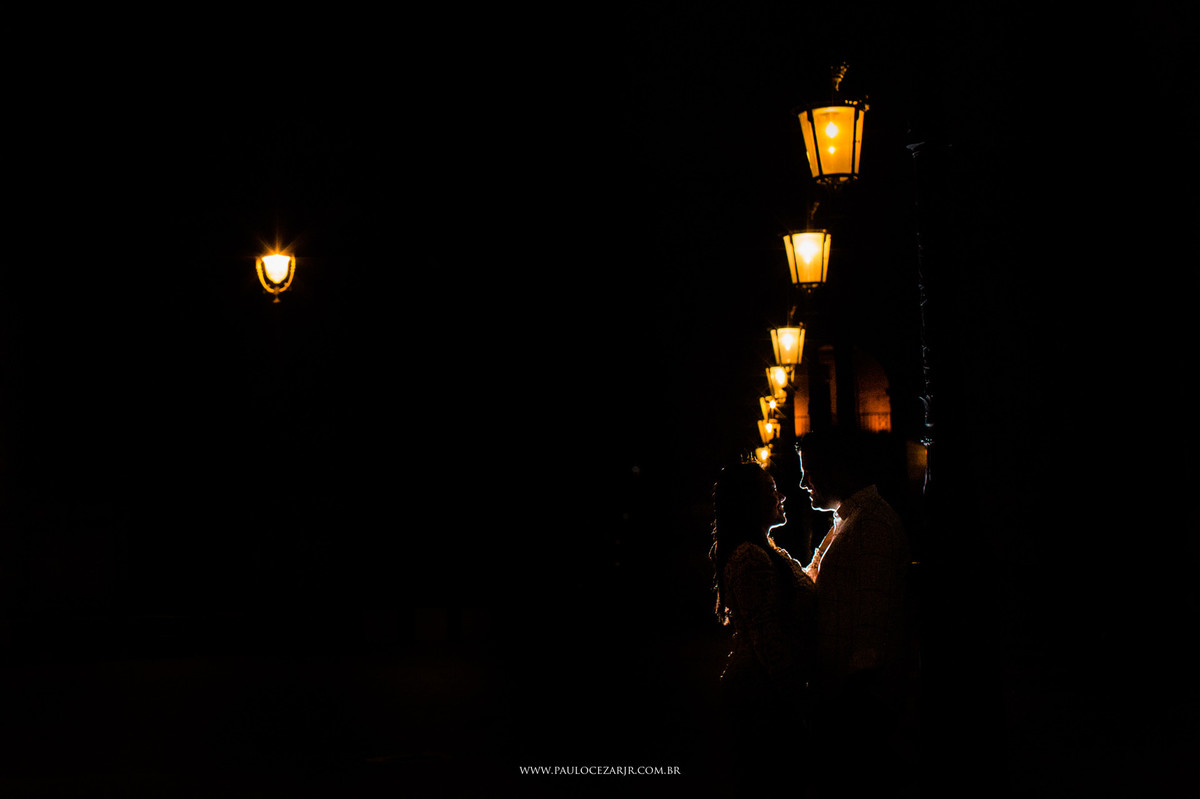 Casamento;noiva;noivo;SãoPaulo;ar livre;decoração;assessoria;rústico;padrinhos, madrinhas;fotógrafo;fotografia;wedding;fotos;espaço;buffet;banda;fornecedores;museu; valinhos; ensaio; prewedding; trashthedress; por-do-sol; paris; frança; torreeiffeil;