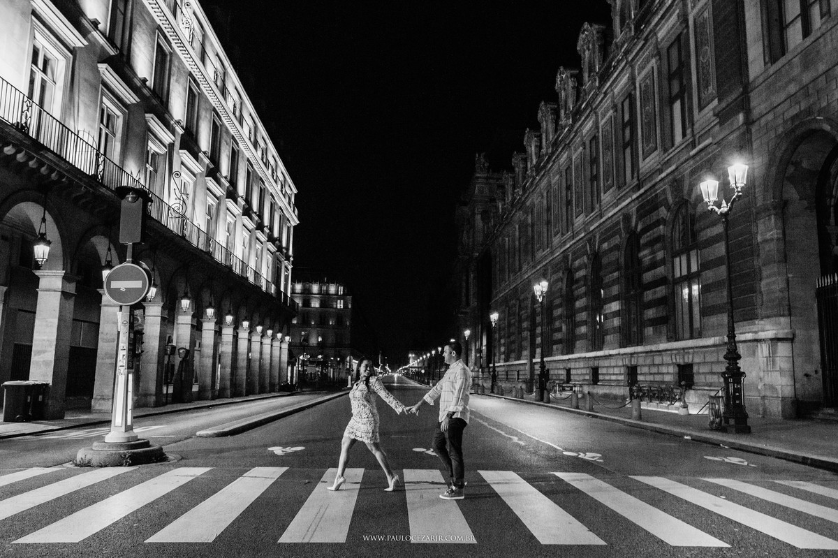 Casamento;noiva;noivo;SãoPaulo;ar livre;decoração;assessoria;rústico;padrinhos, madrinhas;fotógrafo;fotografia;wedding;fotos;espaço;buffet;banda;fornecedores;museu; valinhos; ensaio; prewedding; trashthedress; por-do-sol; paris; frança; torreeiffeil;