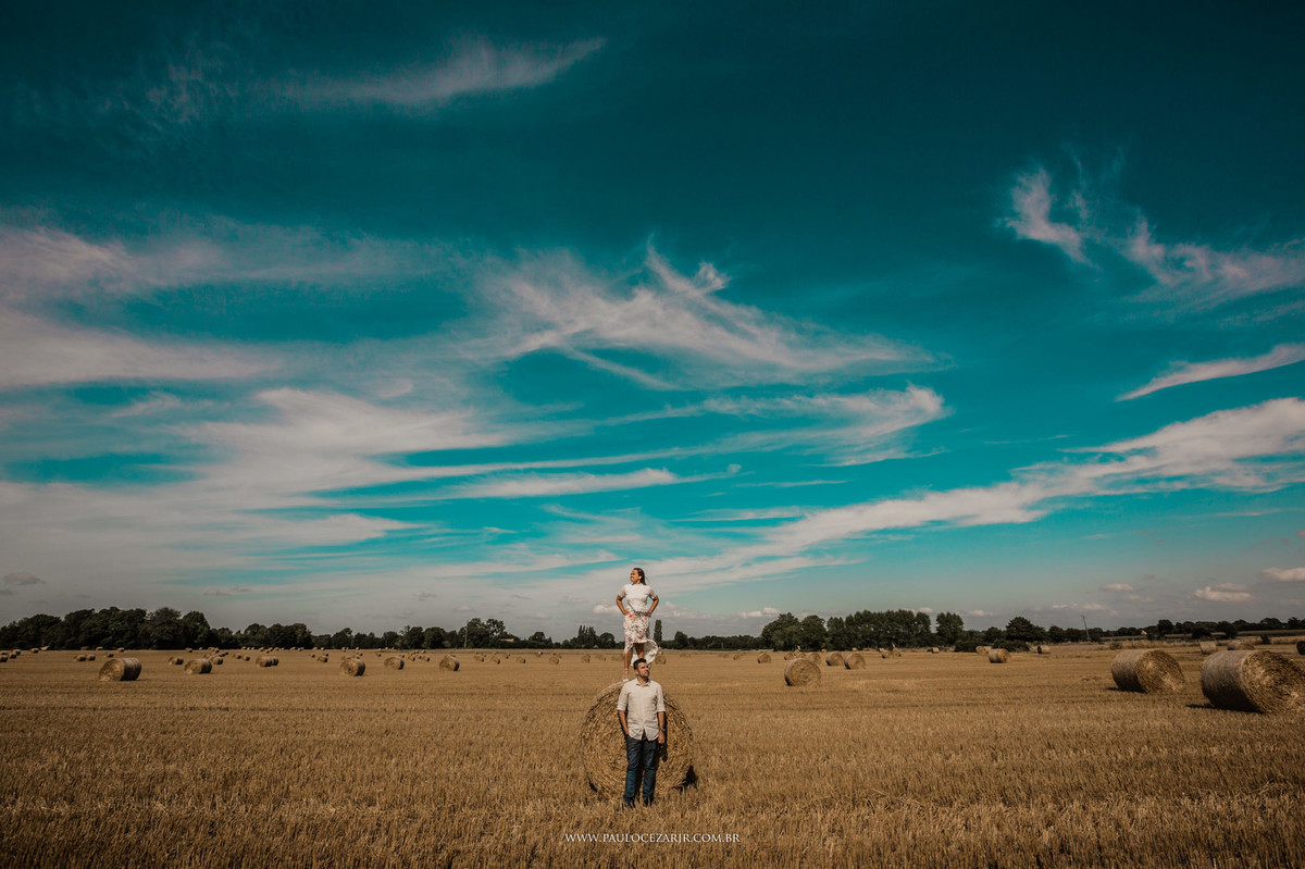 Casamento;noiva;noivo;SãoPaulo;ar livre;decoração;assessoria;rústico;padrinhos, madrinhas;fotógrafo;fotografia;wedding;fotos;espaço;buffet;banda;fornecedores;museu; valinhos; ensaio; prewedding; trashthedress; por-do-sol; paris; frança; torreeiffeil;