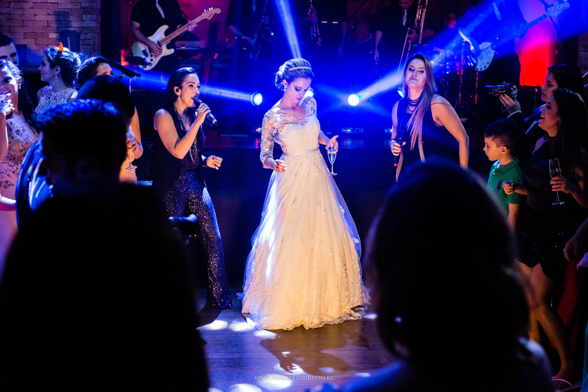 Casamento;noiva;noivo;SãoPaulo;ar livre;decoração;assessoria;rústico;padrinhos, madrinhas;fotógrafo;fotografia;wedding;fotos;espaço;buffet;banda;fornecedores; BUFFET; casaaragon; casa; aragon;