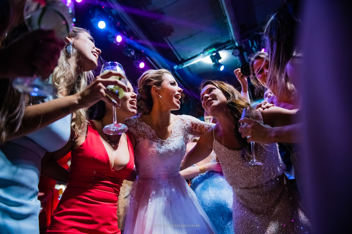 Casamento;noiva;noivo;SãoPaulo;ar livre;decoração;assessoria;rústico;padrinhos, madrinhas;fotógrafo;fotografia;wedding;fotos;espaço;buffet;banda;fornecedores; BUFFET; casaaragon; casa; aragon;