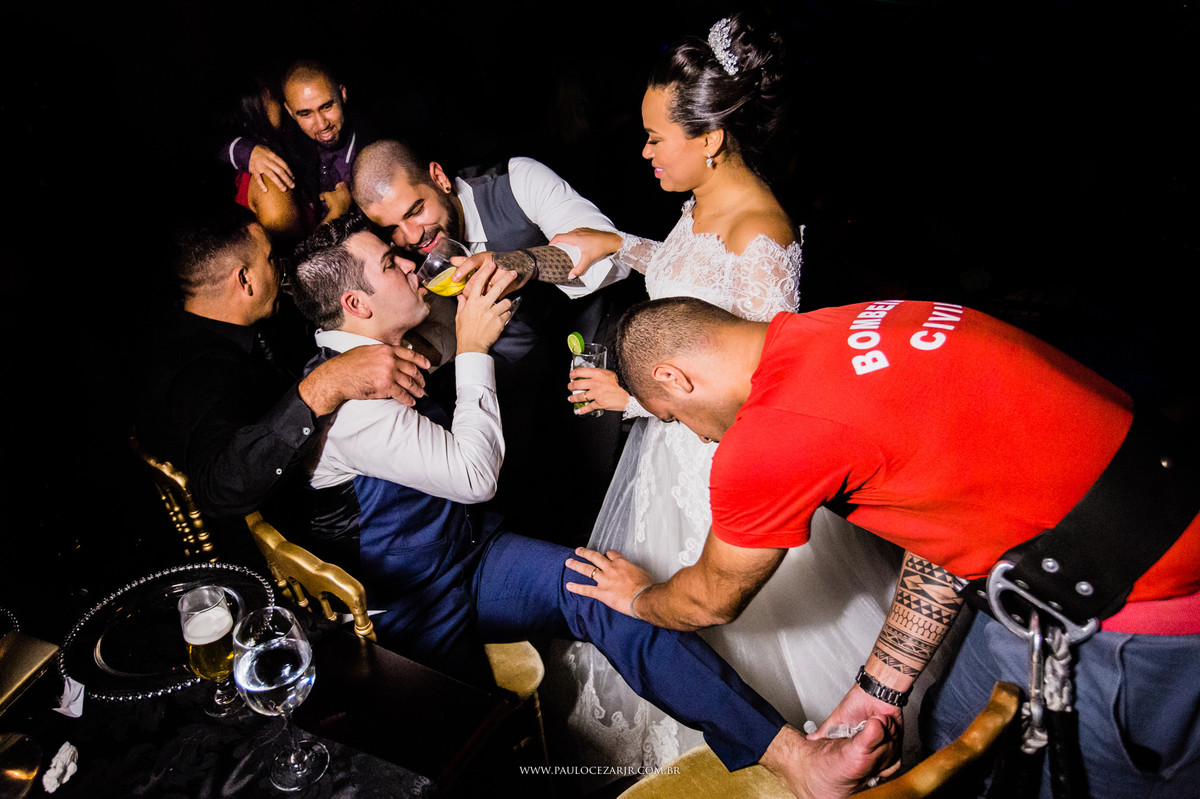Casamento;noite;noiva;noivo;SãoPaulo;arlivre;decoração;assessoria;rústico;padrinhos,madrinhas;fotógrafo;fotografia;wedding;fotos;espaço;buffet;banda;fornecedores;BUFFET;leopoldina;jardimleopoldina;mofarrej