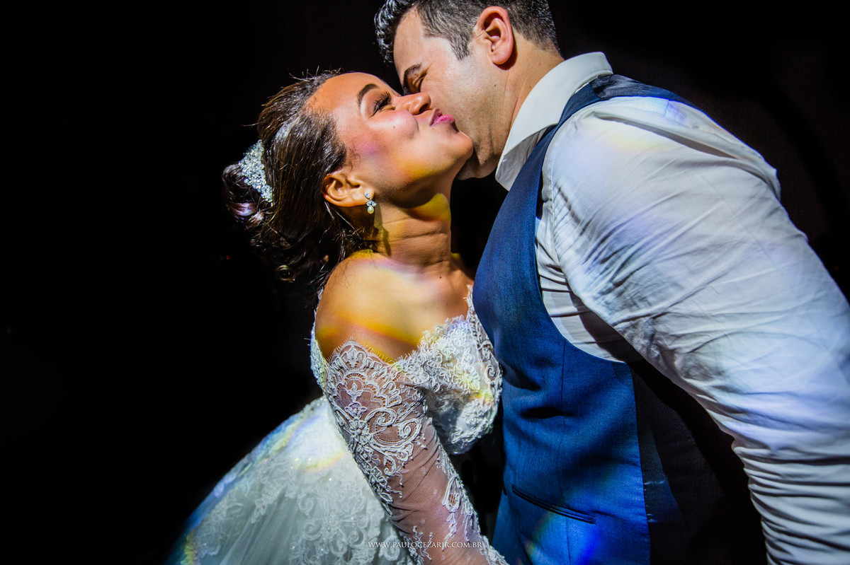 Casamento;noite;noiva;noivo;SãoPaulo;arlivre;decoração;assessoria;rústico;padrinhos,madrinhas;fotógrafo;fotografia;wedding;fotos;espaço;buffet;banda;fornecedores;BUFFET;leopoldina;jardimleopoldina;mofarrej