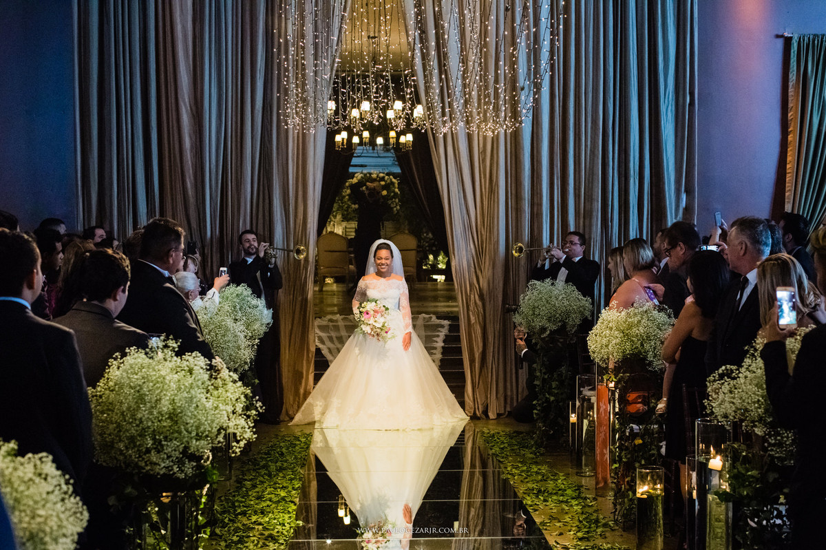 Casamento;noite;noiva;noivo;SãoPaulo;arlivre;decoração;assessoria;rústico;padrinhos,madrinhas;fotógrafo;fotografia;wedding;fotos;espaço;buffet;banda;fornecedores;BUFFET;leopoldina;jardimleopoldina;mofarrej