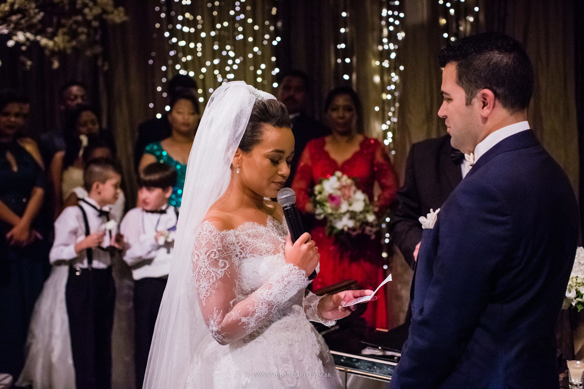 Casamento;noite;noiva;noivo;SãoPaulo;arlivre;decoração;assessoria;rústico;padrinhos,madrinhas;fotógrafo;fotografia;wedding;fotos;espaço;buffet;banda;fornecedores;BUFFET;leopoldina;jardimleopoldina;mofarrej