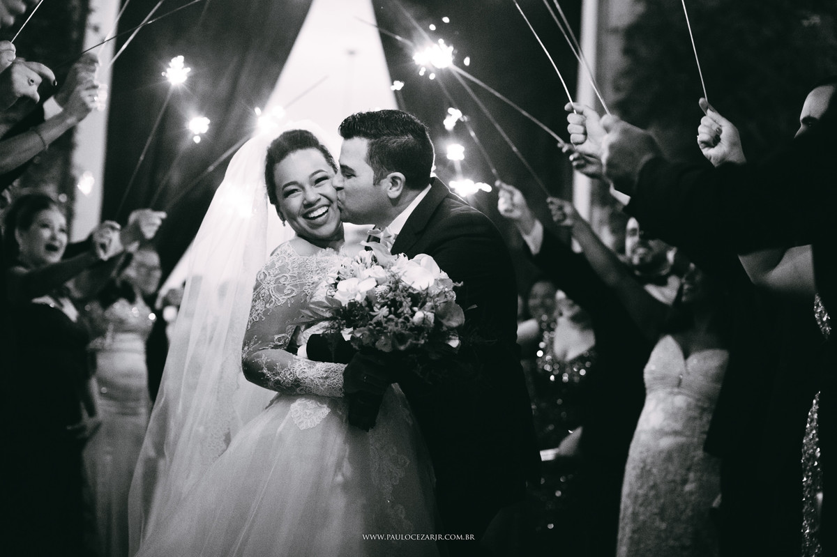 Casamento;noite;noiva;noivo;SãoPaulo;arlivre;decoração;assessoria;rústico;padrinhos,madrinhas;fotógrafo;fotografia;wedding;fotos;espaço;buffet;banda;fornecedores;BUFFET;leopoldina;jardimleopoldina;mofarrej