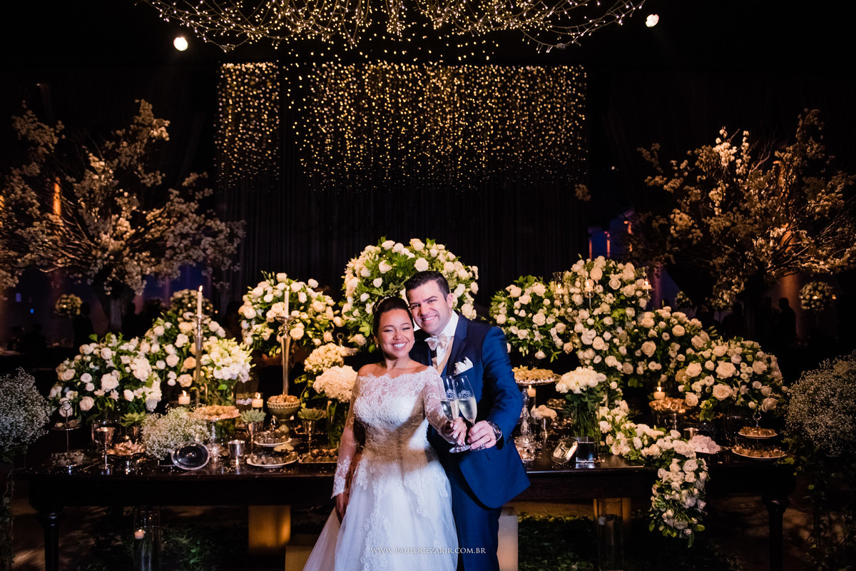 Casamento;noite;noiva;noivo;SãoPaulo;arlivre;decoração;assessoria;rústico;padrinhos,madrinhas;fotógrafo;fotografia;wedding;fotos;espaço;buffet;banda;fornecedores;BUFFET;leopoldina;jardimleopoldina;mofarrej