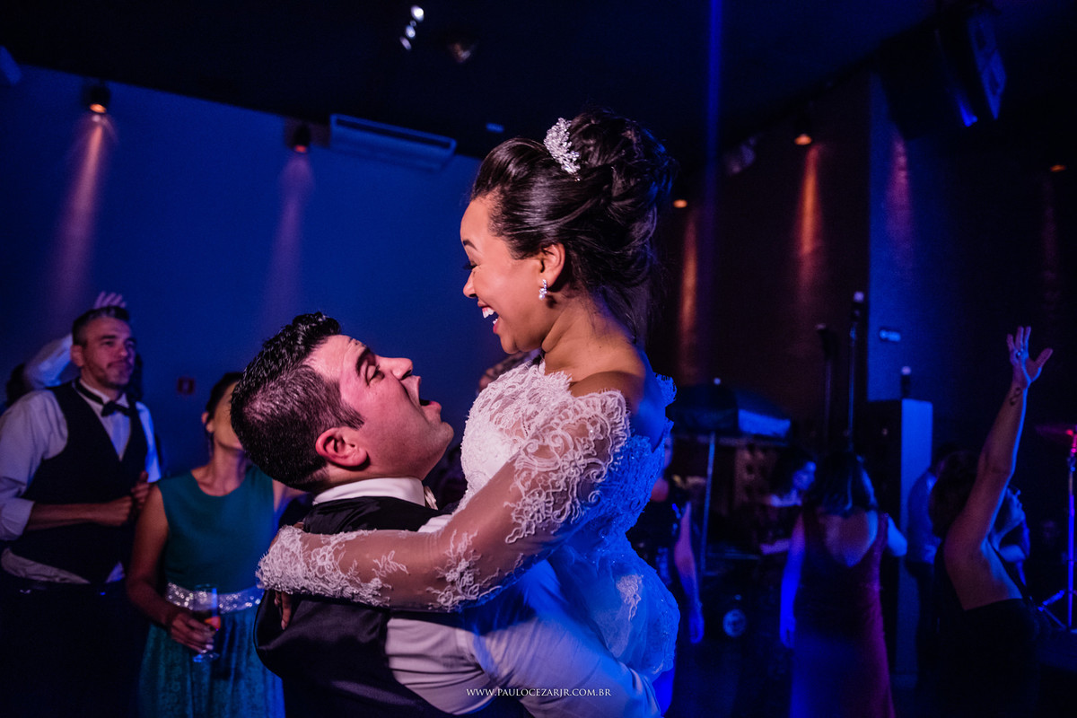 Casamento;noite;noiva;noivo;SãoPaulo;arlivre;decoração;assessoria;rústico;padrinhos,madrinhas;fotógrafo;fotografia;wedding;fotos;espaço;buffet;banda;fornecedores;BUFFET;leopoldina;jardimleopoldina;mofarrej