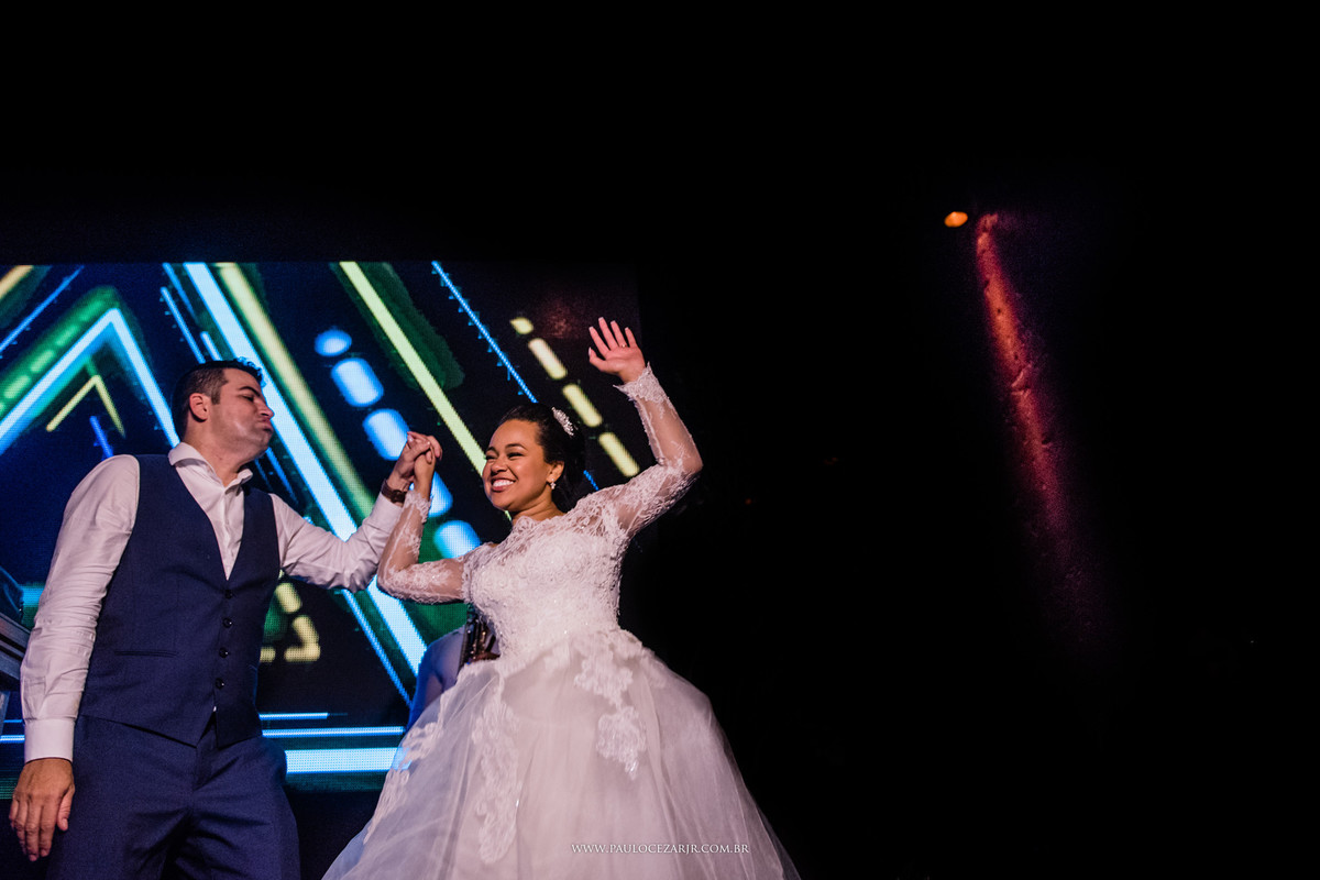 Casamento;noite;noiva;noivo;SãoPaulo;arlivre;decoração;assessoria;rústico;padrinhos,madrinhas;fotógrafo;fotografia;wedding;fotos;espaço;buffet;banda;fornecedores;BUFFET;leopoldina;jardimleopoldina;mofarrej