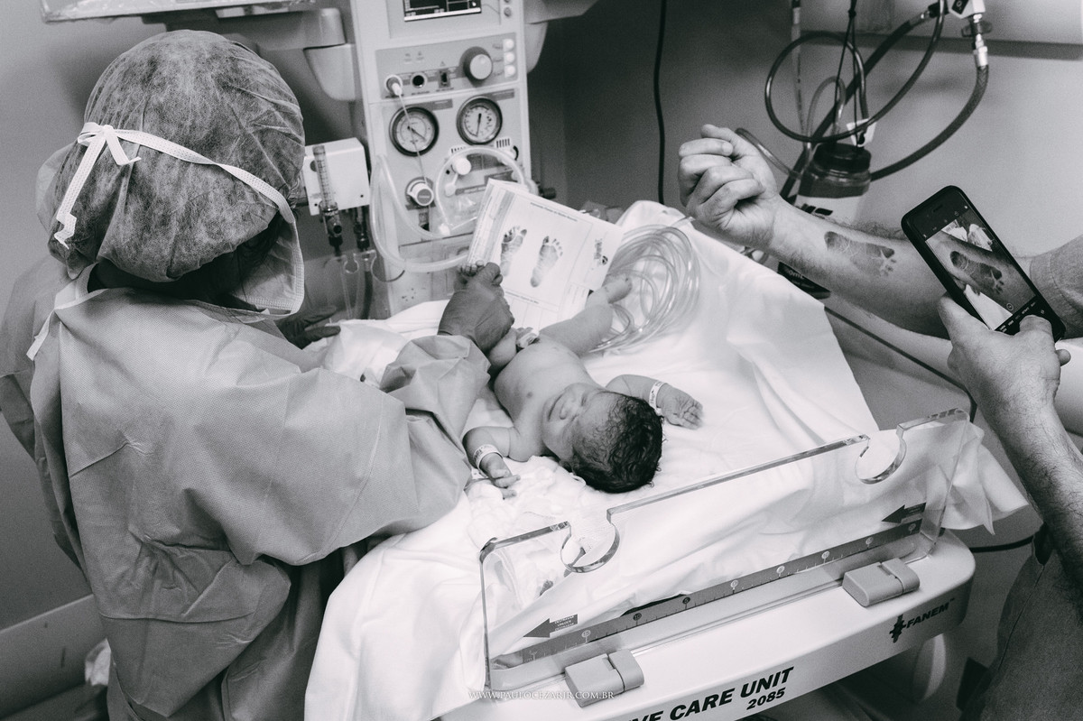 parto; nascimento; fotografia; Albert; Einstein; gestante; gravida; obstetra; Ligia; Yuri; Sumida; hospital; maternidade; gestação; bebe; criança, nascendo; obstetrícia; Familia;