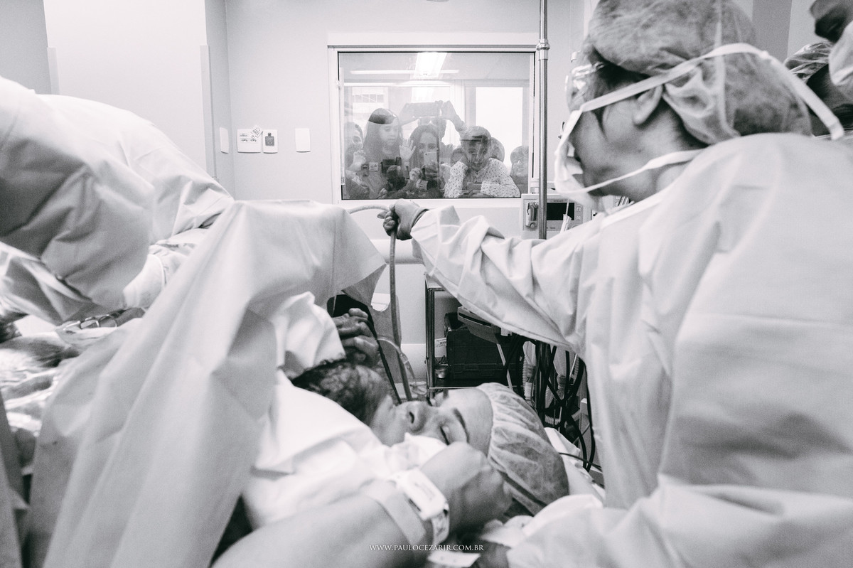 parto; nascimento; fotografia; Albert; Einstein; gestante; gravida; obstetra; Ligia; Yuri; Sumida; hospital; maternidade; gestação; bebe; criança, nascendo; obstetrícia; Familia;