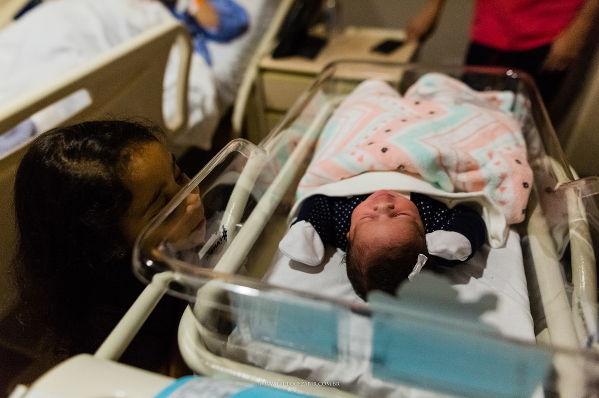 parto; nascimento; fotografia; Albert; Einstein; gestante; gravida; obstetra; Ligia; Yuri; Sumida; hospital; maternidade; gestação; bebe; criança, nascendo; obstetrícia; Familia;