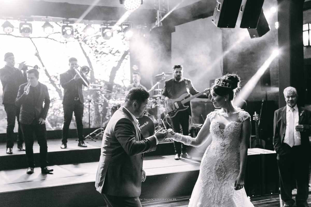 Casamento;noiva;noivo;SãoPaulo;ar livre;decoração;assessoria;rústico;padrinhos, madrinhas;fotógrafo;fotografia;wedding;fotos;espaço;buffet;banda;fornecedores; BUFFET; quintadacantareira; quinta; da; cantareira;