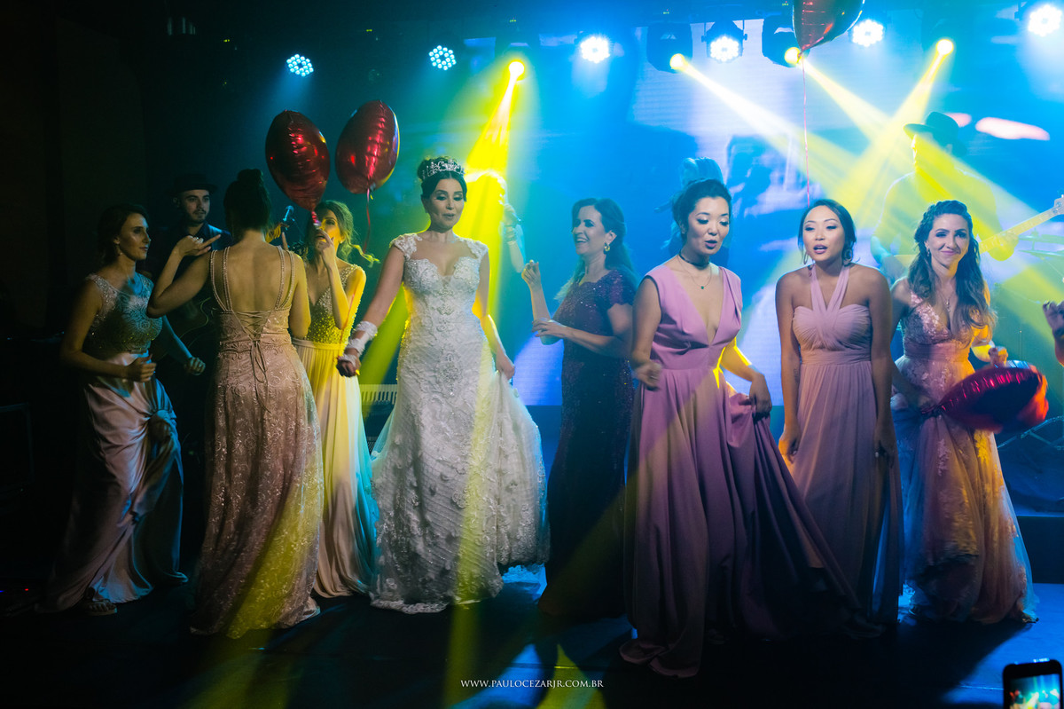 Casamento;noiva;noivo;SãoPaulo;ar livre;decoração;assessoria;rústico;padrinhos, madrinhas;fotógrafo;fotografia;wedding;fotos;espaço;buffet;banda;fornecedores; BUFFET; quintadacantareira; quinta; da; cantareira;