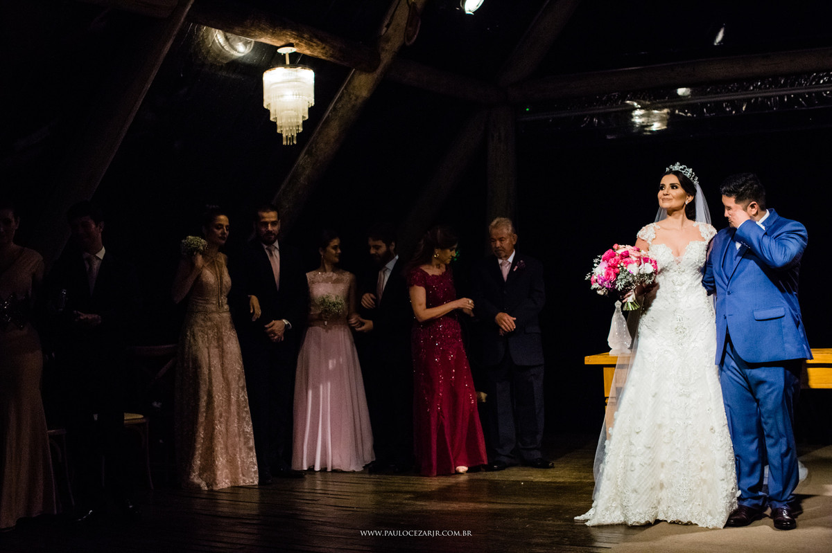 Casamento;noiva;noivo;SãoPaulo;ar livre;decoração;assessoria;rústico;padrinhos, madrinhas;fotógrafo;fotografia;wedding;fotos;espaço;buffet;banda;fornecedores; BUFFET; quintadacantareira; quinta; da; cantareira;